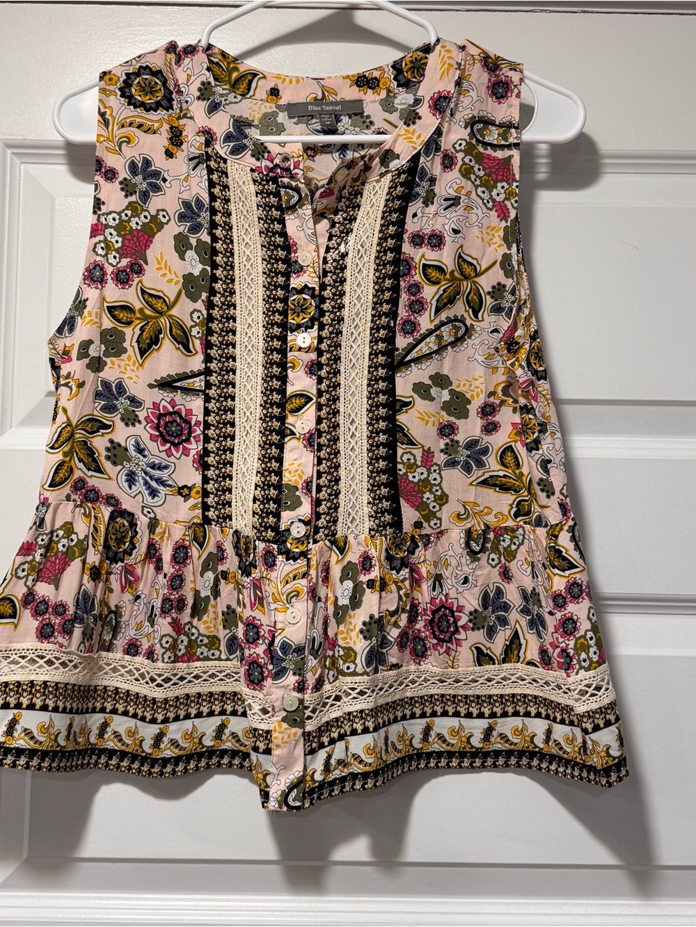 Blue Tassel Floral Sleeveless V-Neck Tank Top - Picture 2 of 9